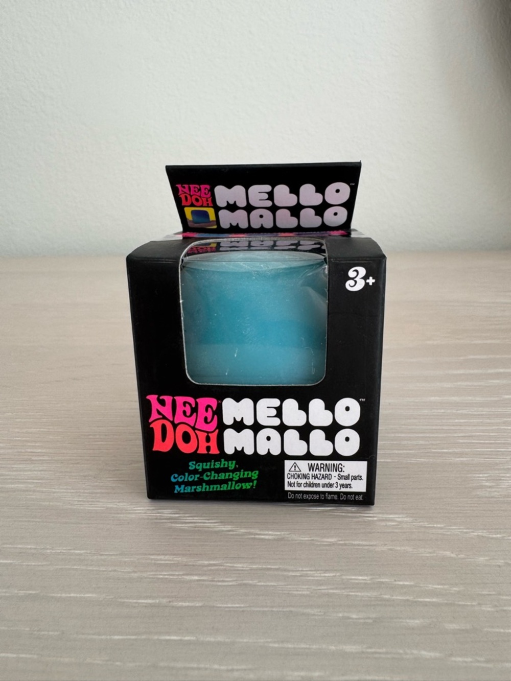 NeeDoh Mello Mallo Color-Changing Squishy Marshmallow - Blue